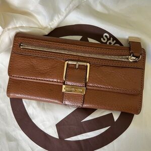 Tan Michael Kors wallet